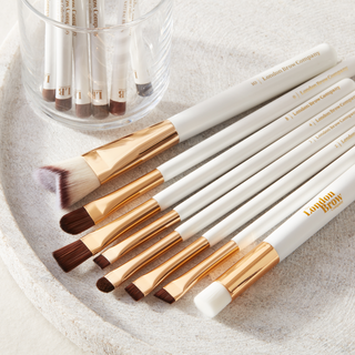 MUA Brow Makeup brush set from the london brow company laid out