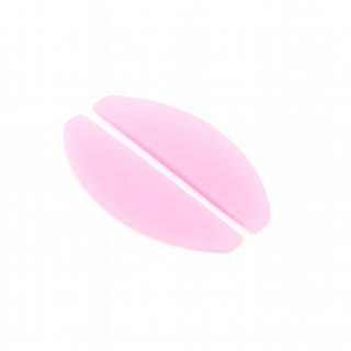 Flat Korean-style lash lift light pink shield. Soft silicone, reusable, professional-grade shields for crisp lash lifts.